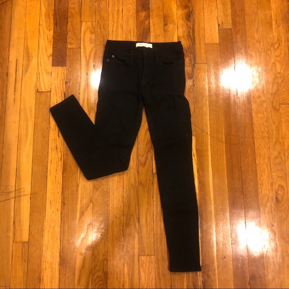 Black GAP true skinny jeans
